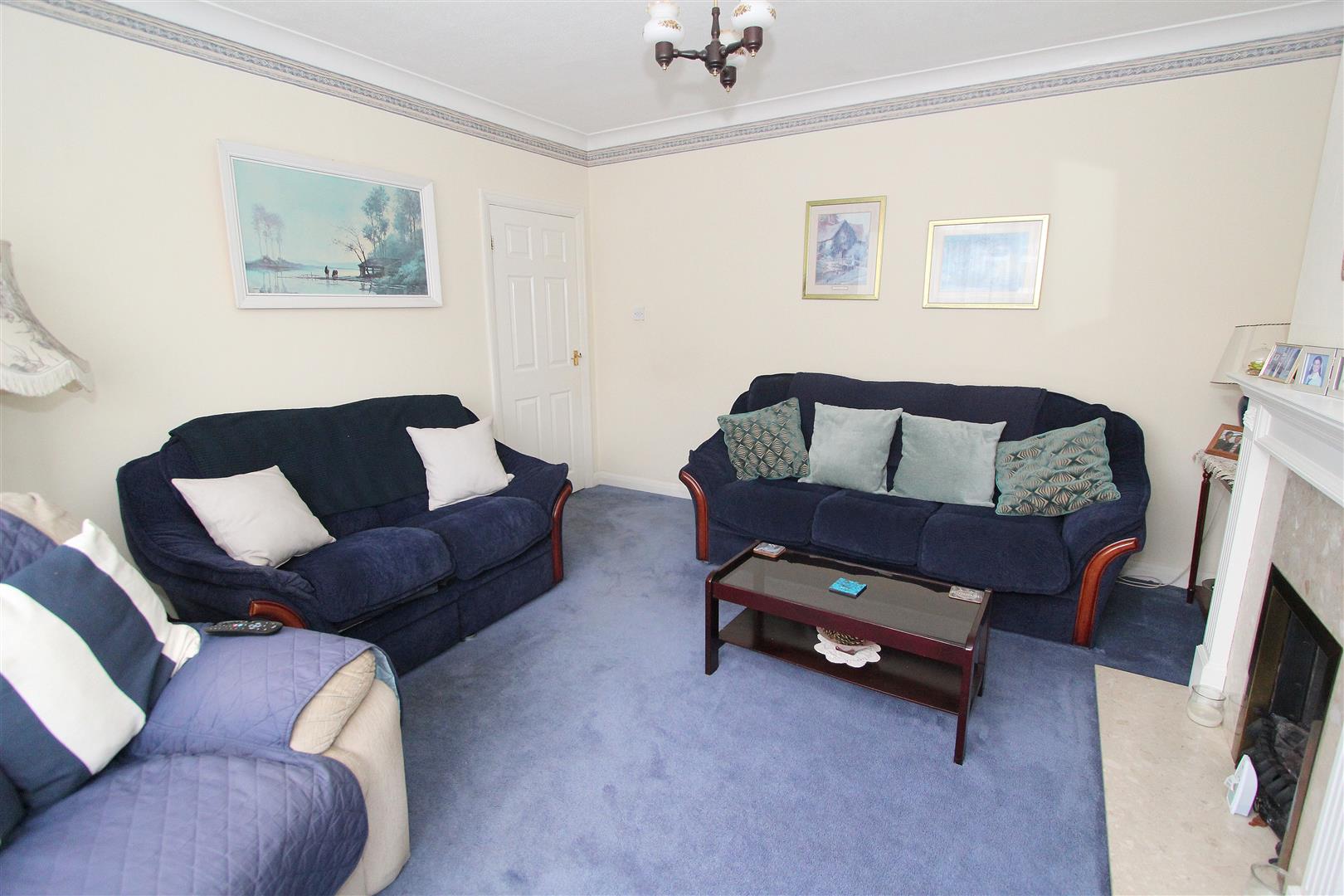 Kingswood Way, Wallington